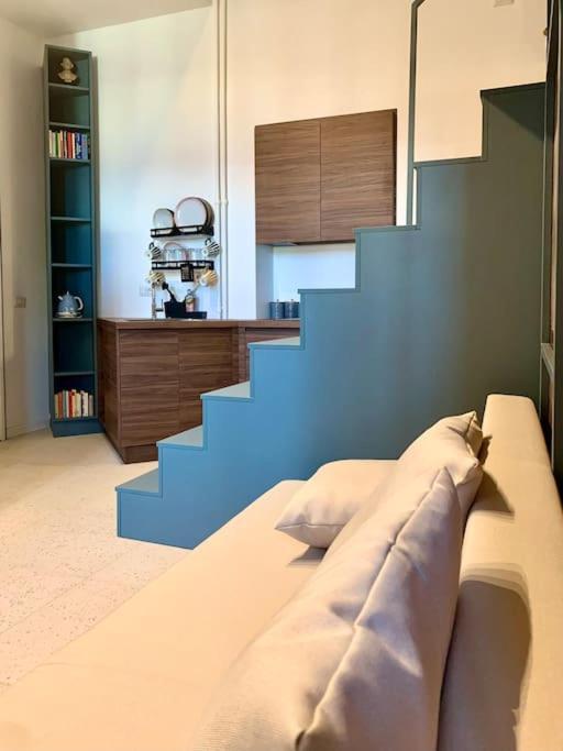 Lovely Studio Flat In Bocconi 米兰 外观 照片